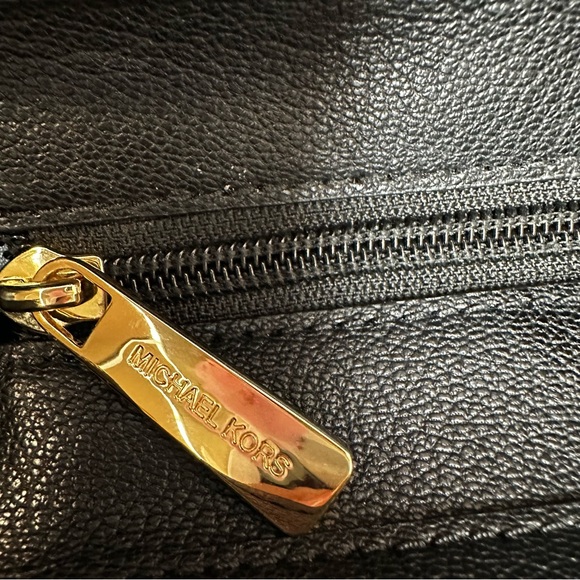 MICHAEL KORS SMALL BAG 💖 - Picture 3 of 8